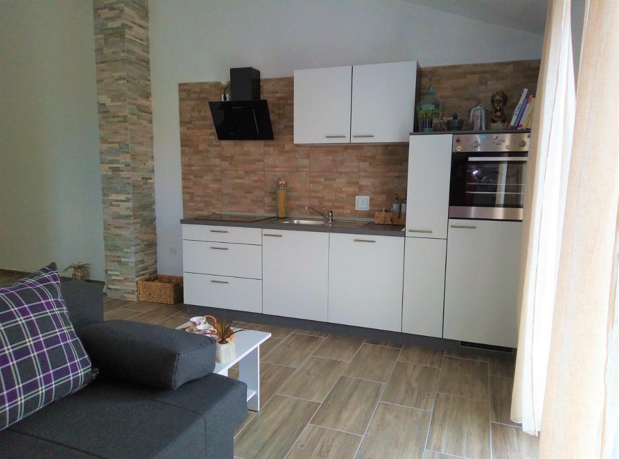 Apartments Kurelja Lastovo Luaran gambar