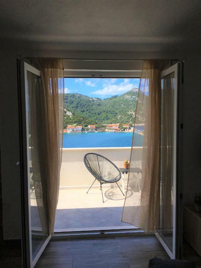 Apartments Kurelja Lastovo Luaran gambar